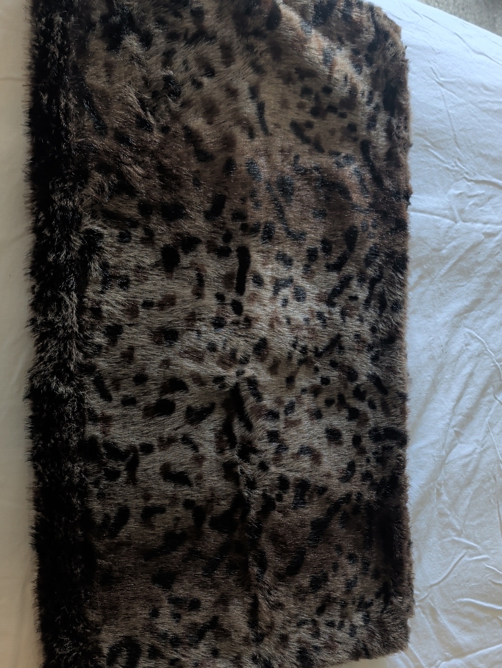 Potterybarn Faux Fur Leopard Print Lumbar Pillow Cover.